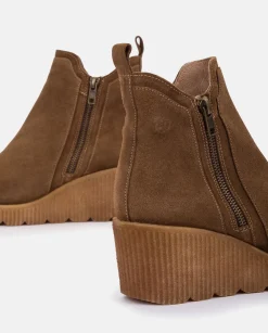 Discount Wedge Booty MADONA-002 Brown Ankle Boots